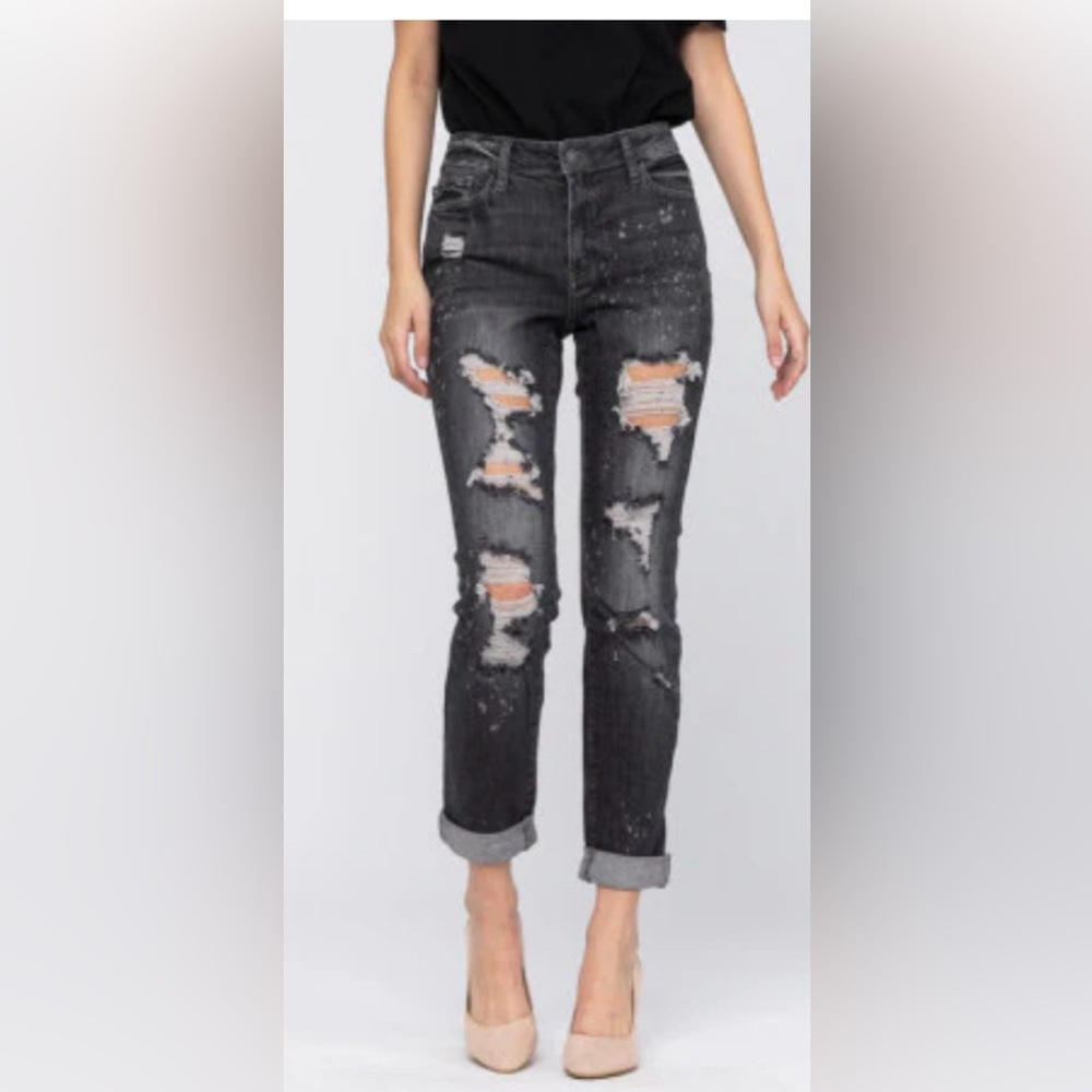 Judy Blue Boyfriend Fit Destroyed Jean Size 13/31